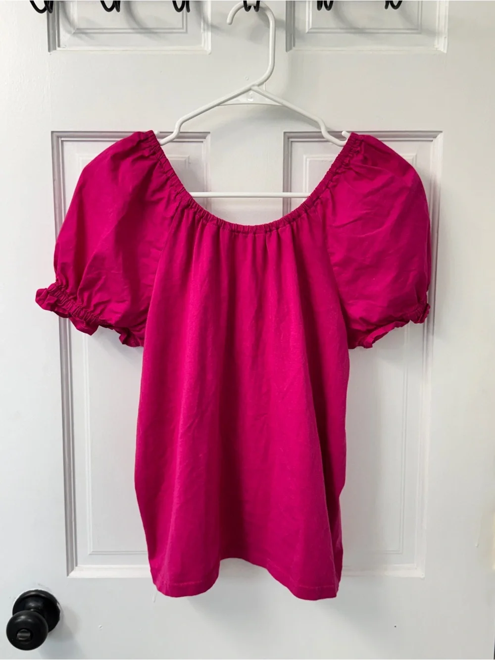 🌼 3/$15 J. Crew Fuchsia Puff-Sleeve Peasant Top S